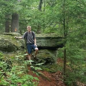 Meet your Posher, Brady